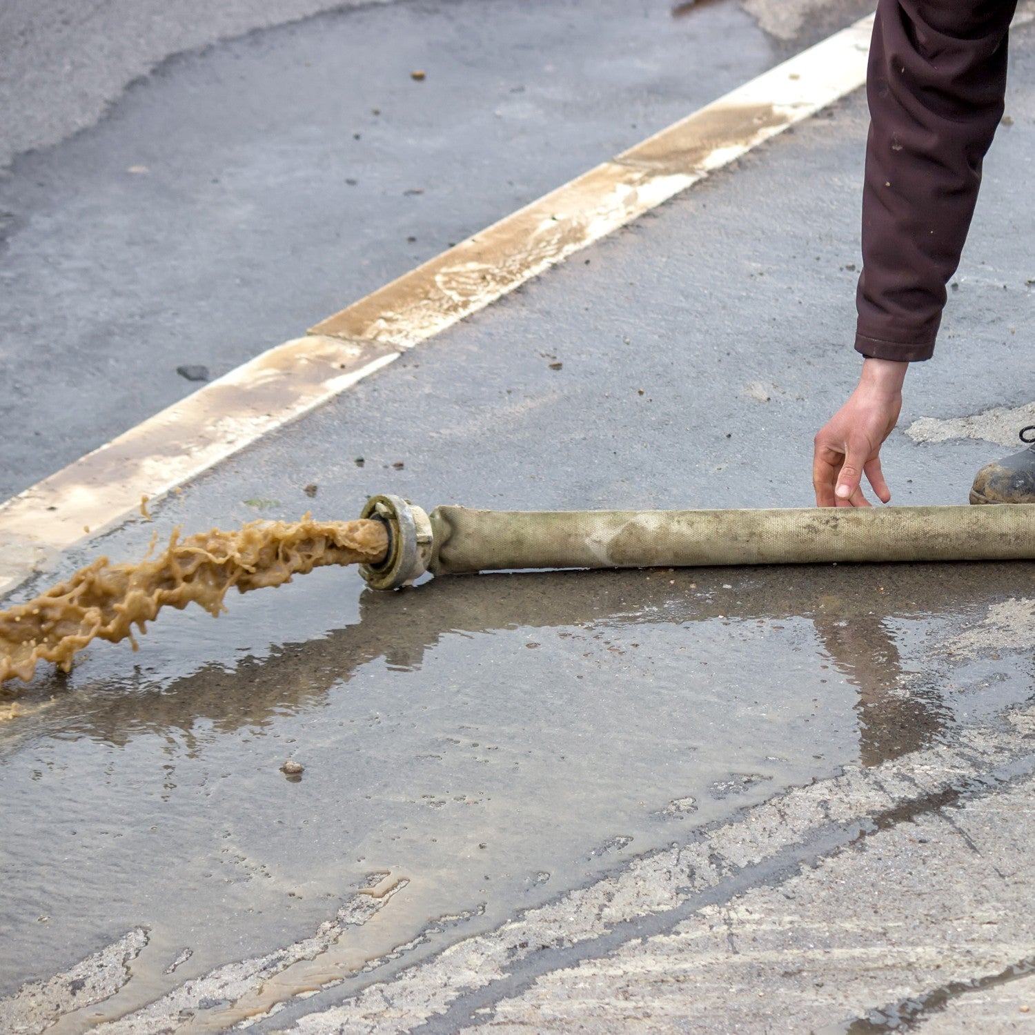 BOMBA SUMERGIBLE PARA AGUA CON SÓLIDOS 0.5HP 2"NPT - SV2ME040